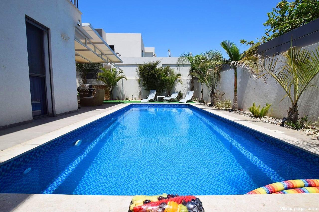 אמה וילה ריזורט Villa Hadera Bagian luar foto